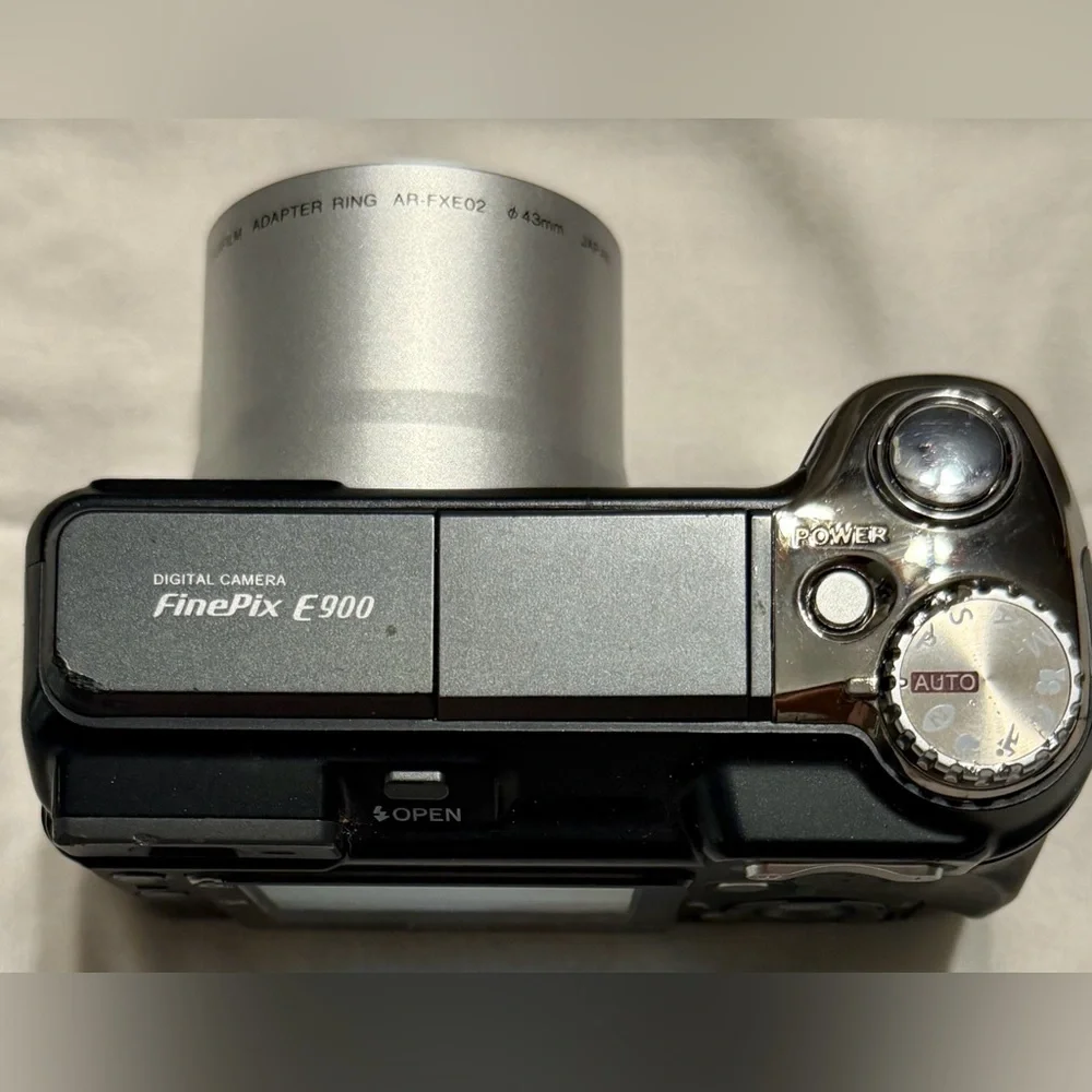 FUJIFILM FUJI E900 FINEPIX Digital Camera 9MP tested Working
